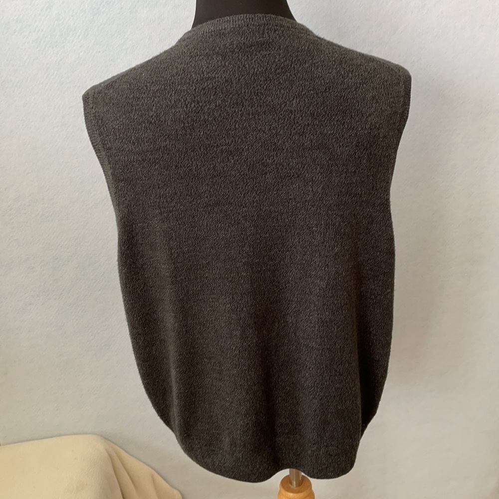 Dockers Gray Static Square Pattern Sweater Vest - image 6